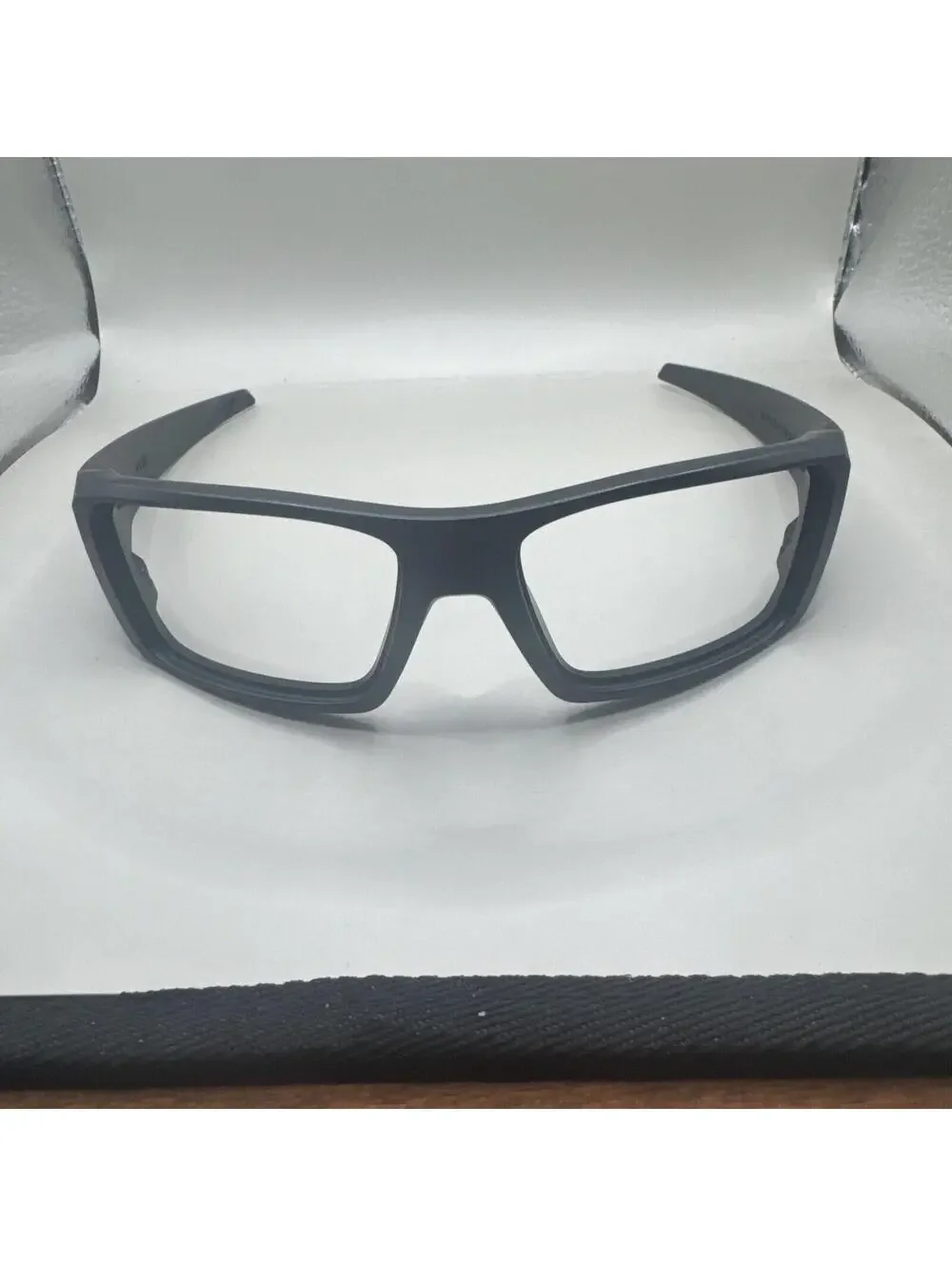 Oakley Heliostat Matte Black Frame (No Icons)